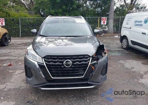 2021 Nissan Kicks Sv Xtronic Cvt from USA, damaged, VIN 3N1CP5CVXML552422